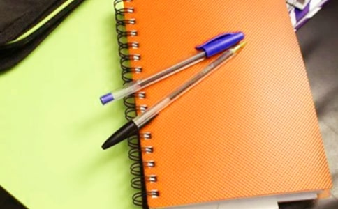 VI�߄����к�ͬ��