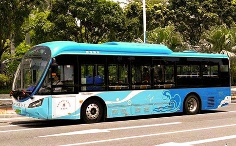 公交車上的一幕作文650字