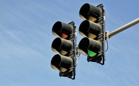 我是紅綠燈作文