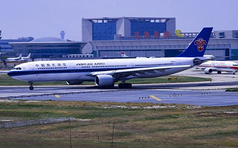 �C�����̹���ͨ��