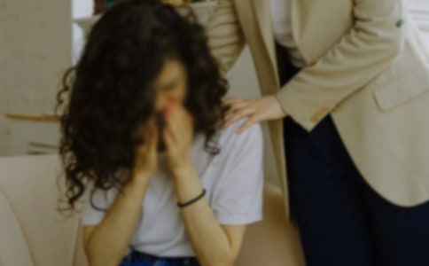 哭泣50字作文5篇