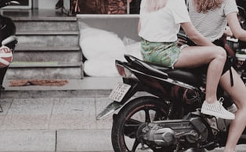 形容女子氣質(zhì)清雅詩句摘抄120句