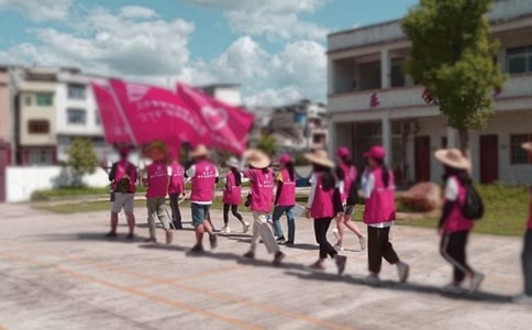 ���ڌ��`�F�����l(xi��ng)�ĵ��w��