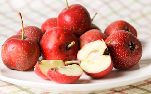 絞股藍和山楂泡水喝的功效