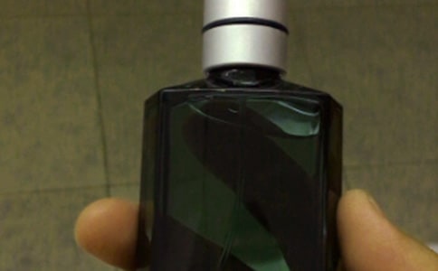 學(xué)習(xí)香水禮儀