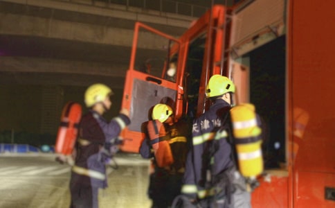 �����������ŵ��vԒ�巶�ģ�ͨ��8ƪ��