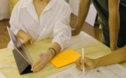 �׽̂�(g��)�˿��Y(ji��)�ķ���