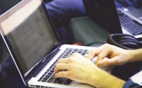 經歷高考:《武林外傳》編劇寧財神