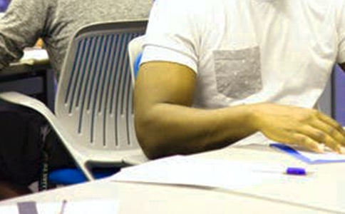 大學(xué)生暑假推薦書單