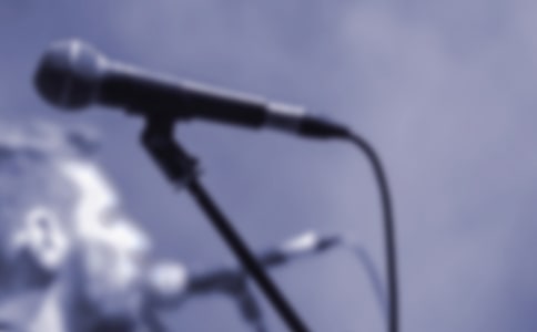 我的理想歌手作文