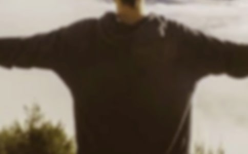 ���C�������800��