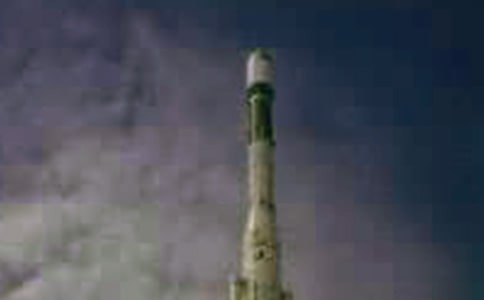 關于寫火箭的作文