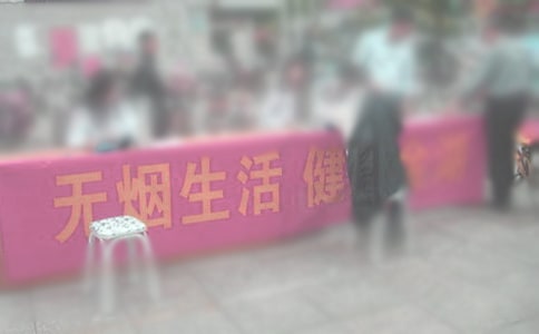 �������h��