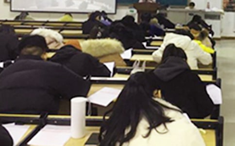 自學(xué)考試承諾書