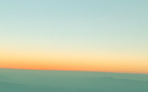 �賿һ�c(di��n)�r����