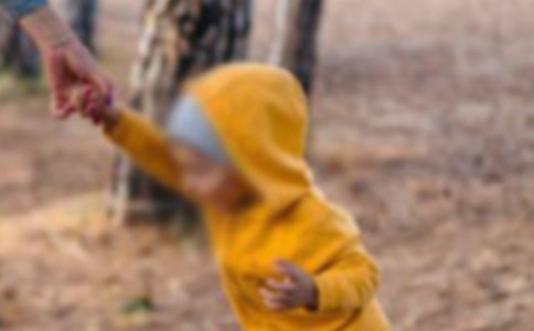 �����]�������E�к����^���