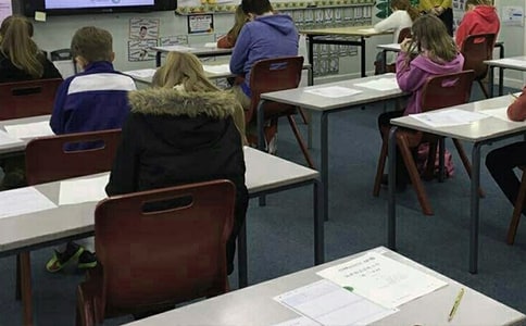 初二期末考試作文:給遠方的小學生寫信二_初二作文