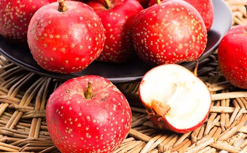 山楂片泡水的功效及副作用