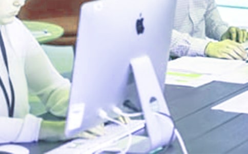 ���������b���\��