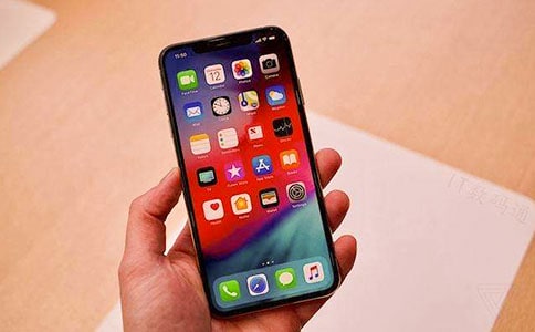 手機爭奪戰作文