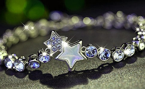 ��ɫ�������750��