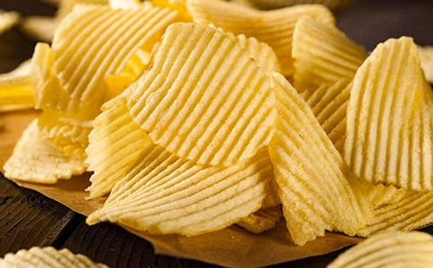 擠眉弄眼運薯片作文