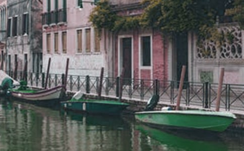 威尼斯的小艇優(yōu)秀的教案