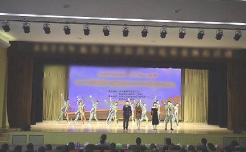 �WУ��ˇ�ݳ������~