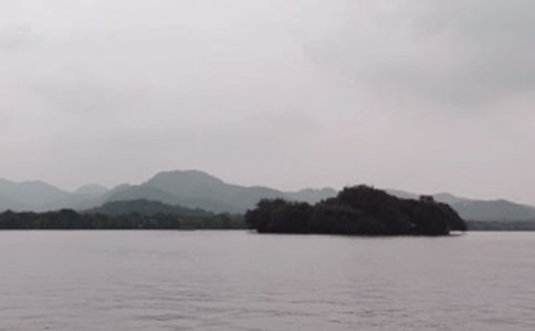 描寫西湖的詩句范例(15篇)