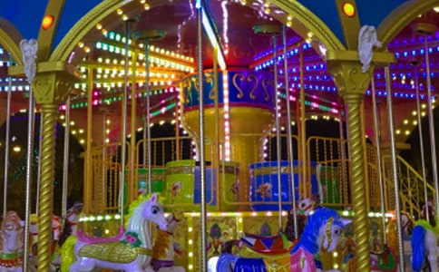 �r(sh��)���������D(zhu��n)ľ�R����