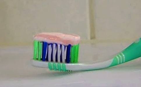 愛牙常識:如何選擇牙膏