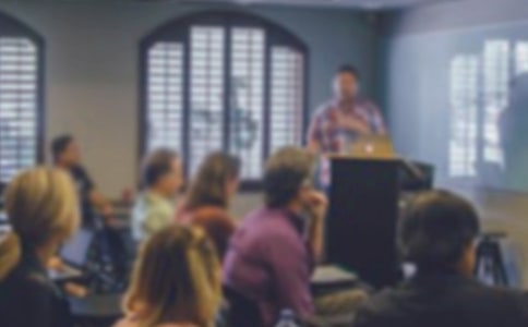 ���M�ߙ������v��