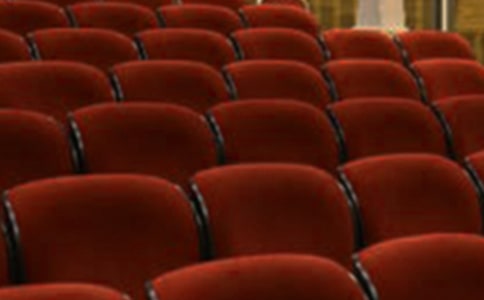 �C(j��)���˿���(d��ng)�TӰ�u(p��ng)