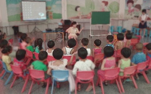 幼兒園大班教師述職報告精選9篇