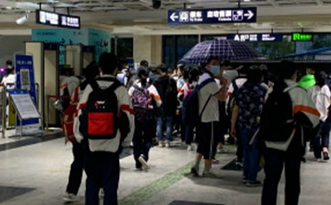 初中學(xué)生自薦信怎么寫