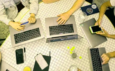 ����������`���Y