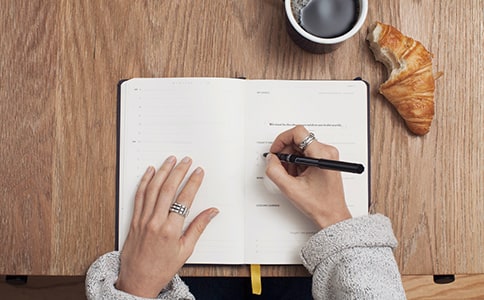 һ��������300��(3ƪ)